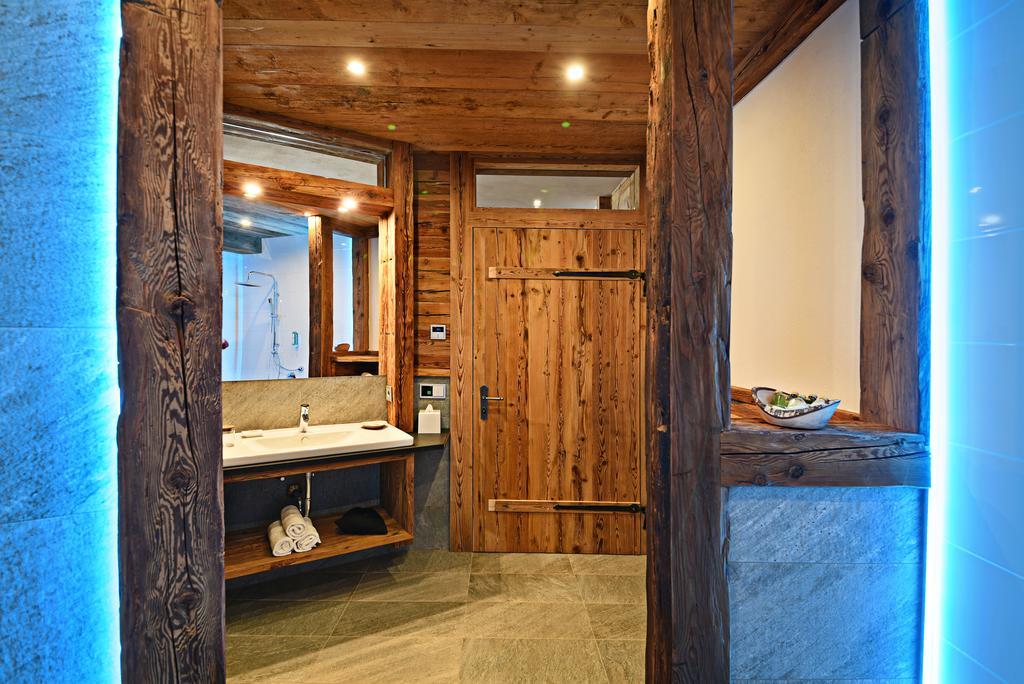 Aurina Lodges Lutago Bagian luar foto